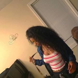 Meet your Posher, Niah